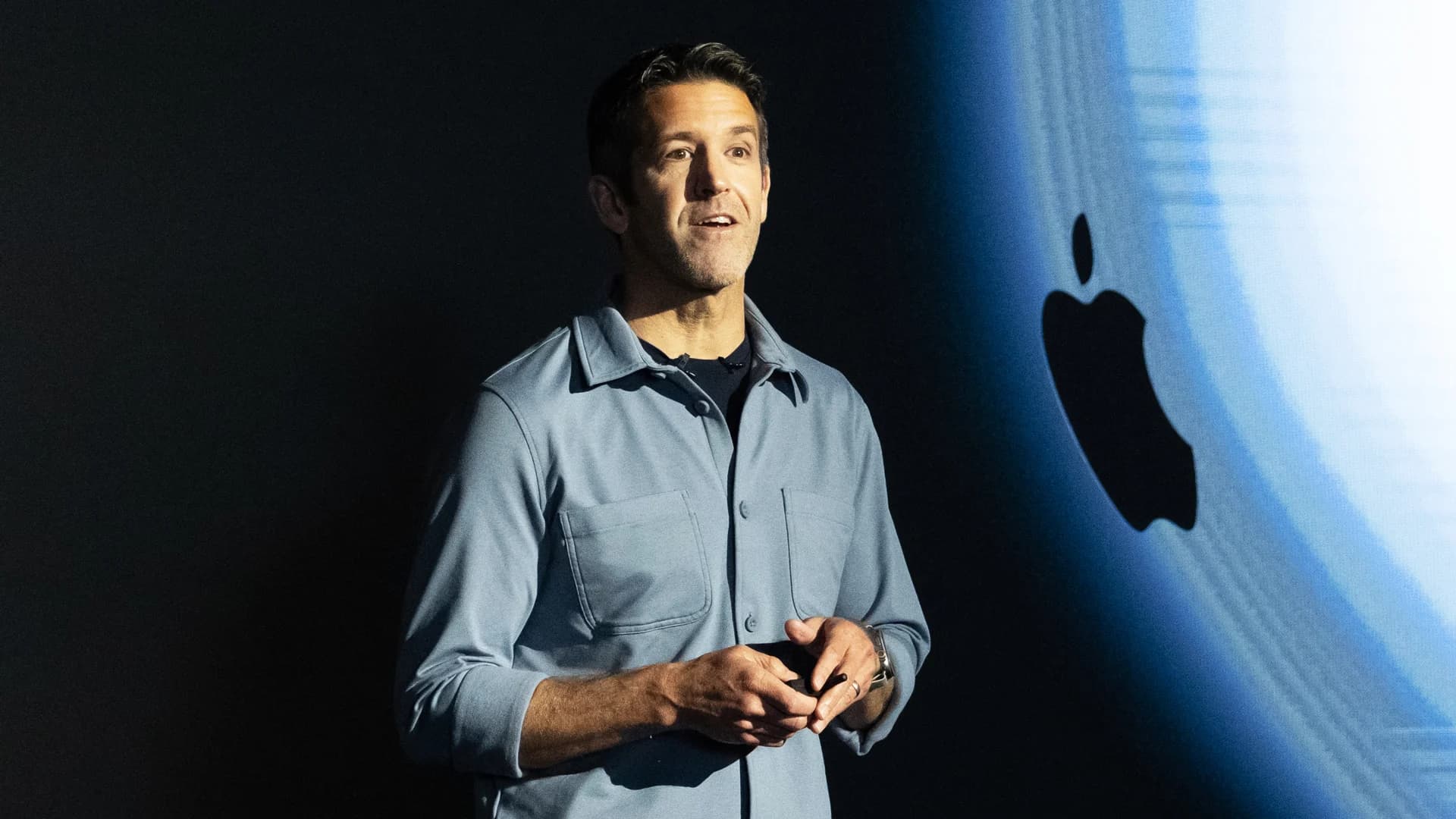 Apple's Leadership Shift: What John Ternus Means for Tech Industry