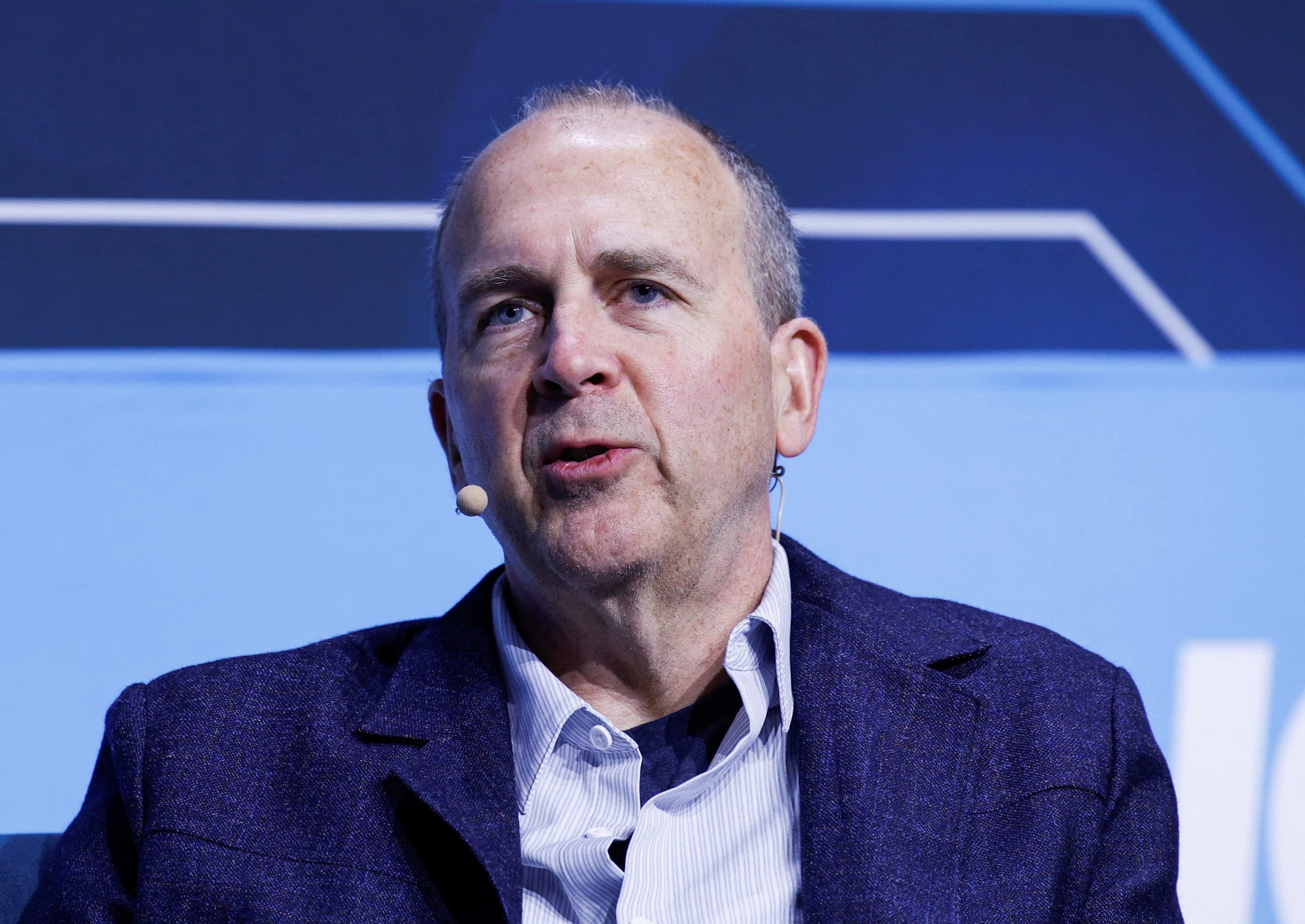 Ford's EV Chief Exits as Automaker Restructures Operations