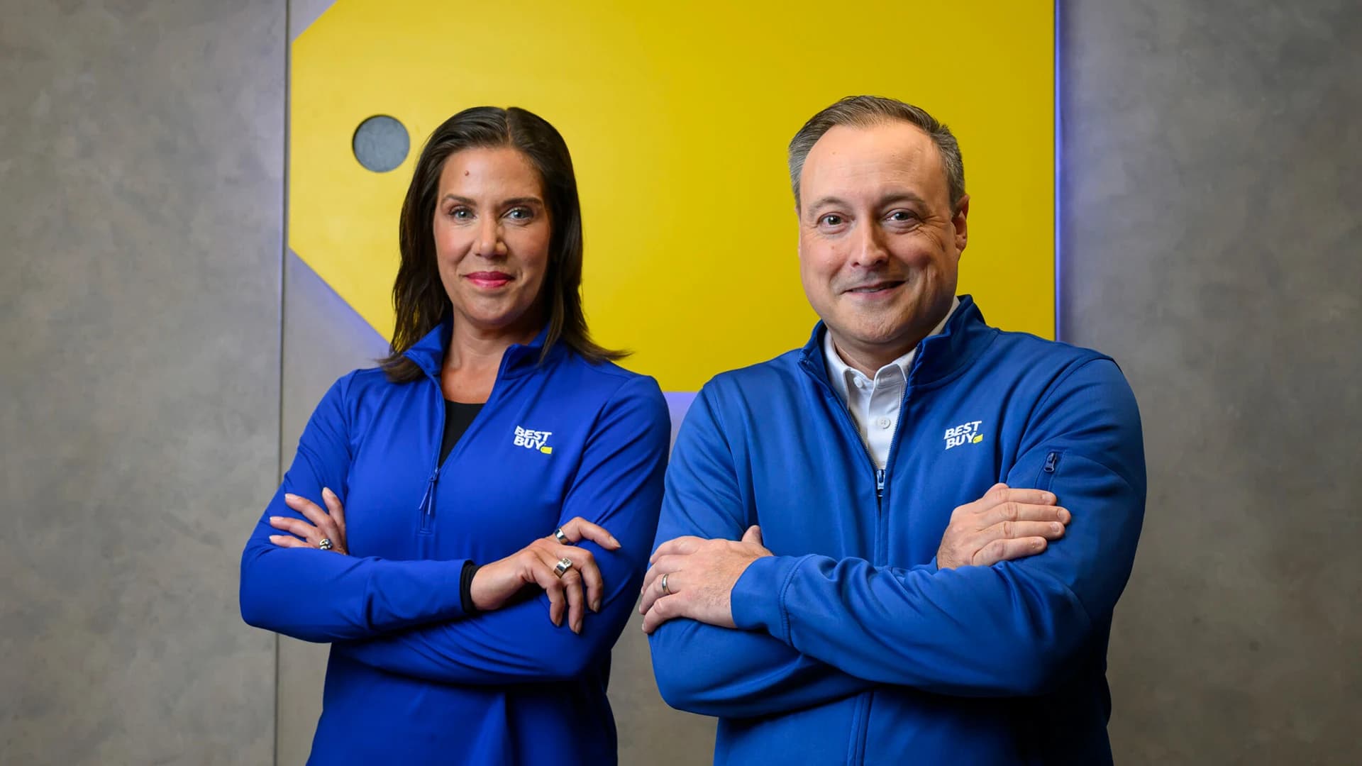 Best Buy Names New CEO as Barry Steps Down