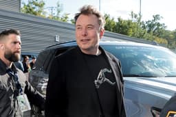 Tesla Rescinds $29B Award as Musk's $56B Package Restored